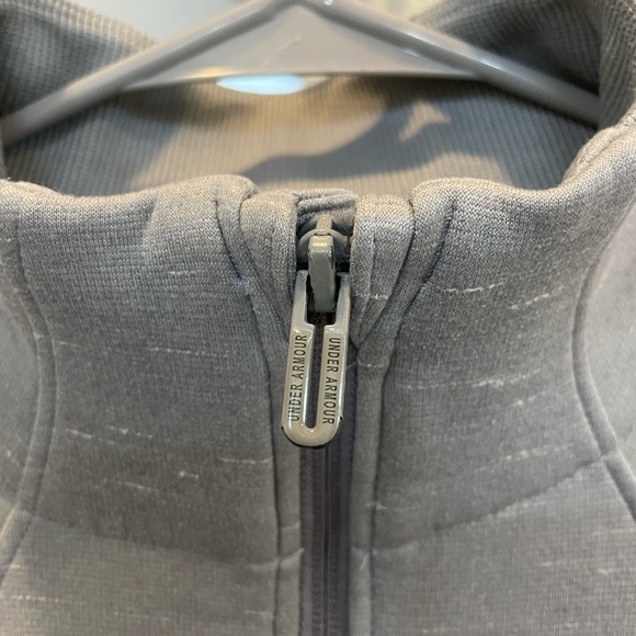 Under Armour Jacket - Picture 2 of 4